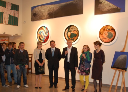 Kunst uit Wit-Rusland in unieke tentoonstelling in Brugge